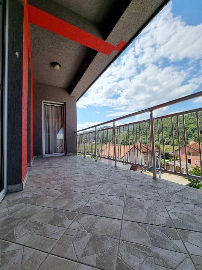 Apartmani Selektor Bijelo Polje Ngoại thất bức ảnh
